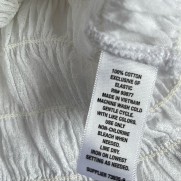 a.n.a. A new approach Shirred Short Sleeve Peasant Top blouse white Medium. - Picture 8 of 10